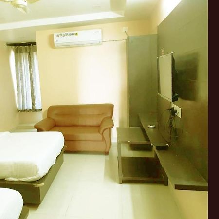 Vishnu Residency Mancherial Mancheral Luaran gambar